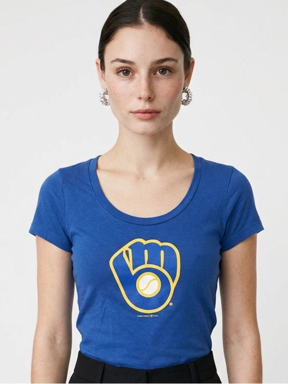 MILWAUKEE BREWERS Graphic MLB Tee Blue Women’s Size Medium NEW!!